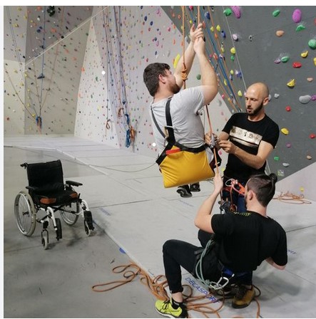Séance de para escalade le 14 mars 2026 avec l&rsquo;association Bron Vertical